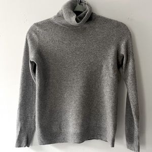 Talbots Pure Cashmere soft grey turtleneck sweater
